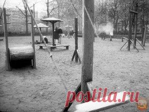 Советские дворовые детские площадки