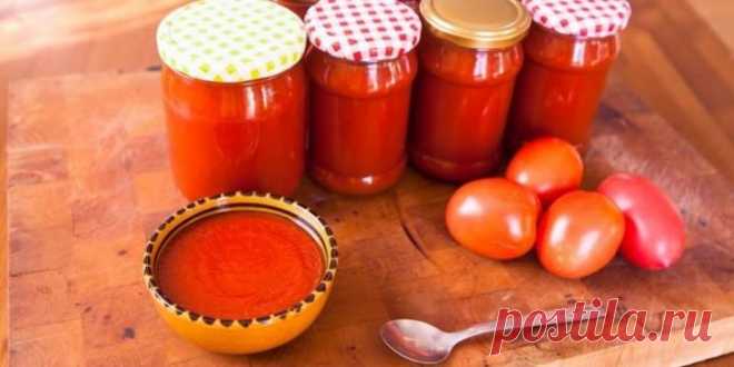 4 рецепта вкусного домашнего кетчупа из свежих помидоров
Добавляйте к помидорам яблоки, сливу или перец и готовьте ароматные соусы, которые лучше и полезнее магазинных. Чаще всего домашний кетчуп заготавливают на зиму, поэтому во всех рецептах указан уксус. Готовый кетчуп разливают по стерилизованным банкам, закатывают и после остывания убирают в холодное место. Но если вы планируете съесть соус в ближайшее время, то уксус можно […]
Читай дальше на сайте. Жми подробнее ➡