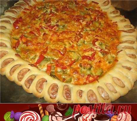 Пицца с вкусным краешком. 
Ингредиенты:
●150мл тёплой воды
●0.5 ч.л. сахара
●0.5 ч.л. соли
●2 ст. ложки оливкового или растительного масла
●8 г сухих дрожжей (1 ч.л)
●1.5 ст. муки
●♥๑ஐ♥ღКулинарные вкусняшки●♥๑ஐ♥ღ