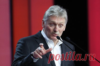 Песков заявил о незакрытой двери для переговоров с Киевом. Москва не закрывает дверь для переговоров с Киевом. Такое мнение выразил пресс-секретарь президента России Дмитрий Песков. Таким образом он прокомментировал слова президента Белоруссии Александра Лукашенко о том, что осенью могут начаться мирные переговоры по решению военного конфликта на Украине.