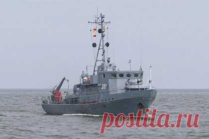 Минобороны назвало причину наличия дрейфующих мин в Черном море. Непрофессионализм и безответственность украинских Военно-морских сил привели к тому, что неизвестное количество мин дрейфует в акватории Черного моря. Такую причину назвали в Минобороны России. Командование ЧФ предупредило о минной опасности на судоходном маршруте в северо-западной части Черного моря.