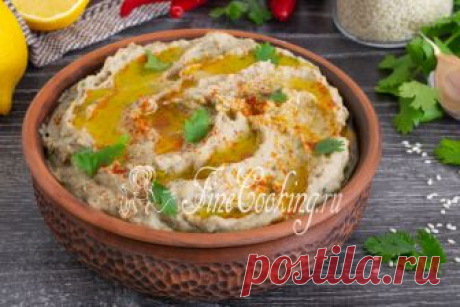 Бабагануш (закуска из баклажанов) Бабагануш - блюдо ближневосточной кухни, закуска-мезе, в основе которой запеченные баклажаны.
