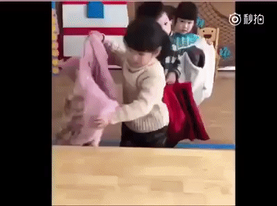 ... Учим ребёнка самостоятельно одеваться  ...