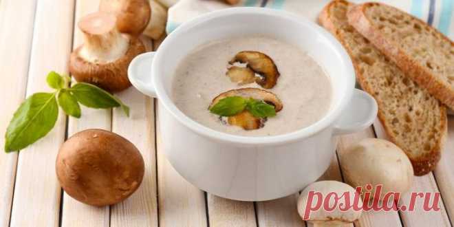 10 отличных блюд для мультиварки Каши, жаркое, плов и многие другие блюда можно готовить ещё быстрее и проще. Описанные ниже рецепты рассчитаны на чашу объёмом 2–4 литра. Меняйте количество ингредиентов исходя из размеров вашей мульт...