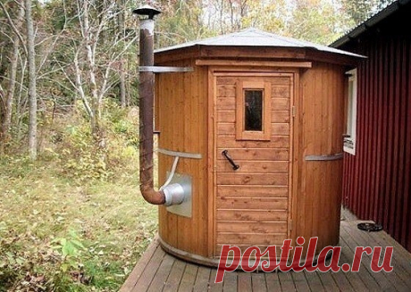 Маленькая банька на даче
