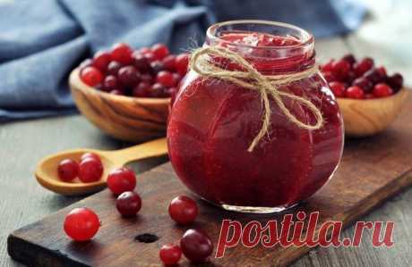 Варенье из клюквы на меду
Вкусное и полезное варенье из клюквы с антоновкой.
