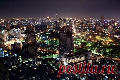 Европеец совратил подростка в Таиланде и откупился взяткой. Полиция Таиланда расследует заявление иностранца о том, что он дал властям взятку в обмен на освобождение от обвинений в педофилии. Европеец встретил несовершеннолетнюю секс-работницу в ночном клубе в Паттайе, после чего был арестован. Он решил бежать из страны и заплатил миллион батов местным чиновникам.