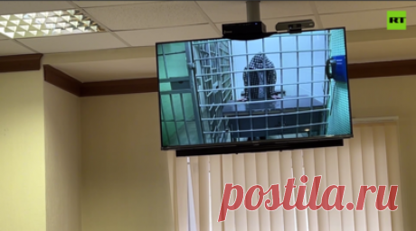 «Это что, я здесь останусь?»: обвиняемый по делу о теракте в «Крокусе» не смог обжаловать арест. Мосгорсуд признал законным арест Аминчона Исломова, обвиняемого по делу о теракте в «Крокус Сити Холле». Исломов — один из предполагаемых пособников террористов. Он вместе с братом продал нападавшим на концертный зал машину. Обвиняемый с решением суда не согласен. Читать далее