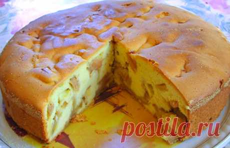 Шарлотка в мультиварке.