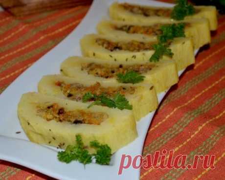 Картофельный рулет с грибами