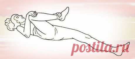 КАК РАЗБЛОКИРОВАТЬ СЕДАЛИЩНЫЙ НЕРВ
Как разблокировать седалищный нерв: 2 простых способа снять боль
Седалищный нерв свое начало берет в поясничном отделе позвоночника и, проходя через ягодицы, тянется к ступне. Поэтому боль при его защемлении чувствуется особенно сильно. 
Как правило, термин «защемление/ущемление седалищного нерва» подразумевает потерю эластичности и гибкости мышц задней поверхности ноги. Это часто связано с процессом возрастного укорочения (ригидности) мы...