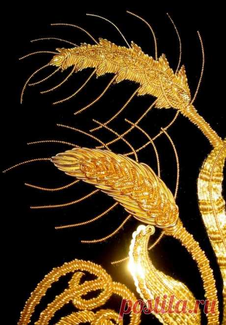 Bella Lane Specialist in Hand Embroidery - London :: Goldwork by Bella Lane - London