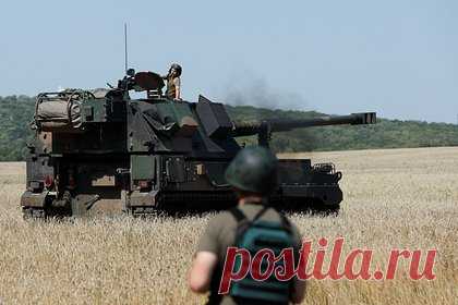 Российские военные уничтожили польскую САУ Krab. Российские военные на купянском направлении уничтожили самоходную артиллерийскую установку польского производства Krab, принадлежащую Вооруженным силам Украины (ВСУ). Минобороны отчиталось также о поражении четырех боевые бронированных машин, двух автомобилей и двух гаубиц Д-20.