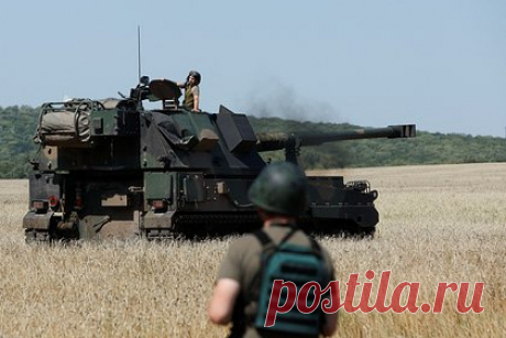 Российские военные уничтожили польскую САУ Krab. Российские военные на купянском направлении уничтожили самоходную артиллерийскую установку польского производства Krab, принадлежащую Вооруженным силам Украины (ВСУ). Минобороны отчиталось также о поражении четырех боевые бронированных машин, двух автомобилей и двух гаубиц Д-20.