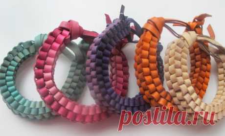 SKETCH42 : More Box Braid Bangles + Instructions.