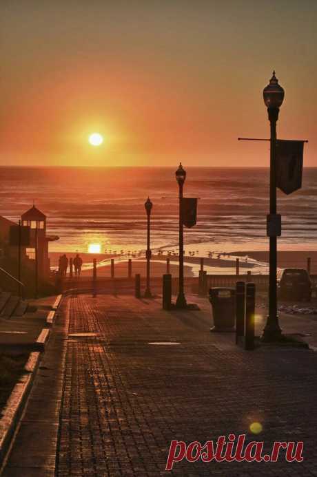sayhellotothesunandthestars:
“Finally!!!! A place I can enjoy!!!!!!
”