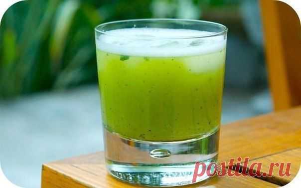 Мятный лимонад, способный умерить аппетит, пьем перед едой.