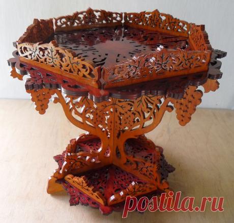 Ажурная ваза-конфетница.
