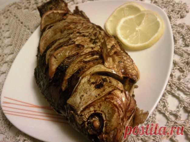 Караси с лимоном и луком