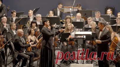 Певица Амария выпустила ко дню Народного единства альбом «Воины света». Исполнительница Амария (Мария Богданова) совместно с Образцово-показательным оркестром войск национальной гвардии РФ выпустила музыкальный альбом «Воины света», посвящённый празднованию Дня народного единства. Читать далее