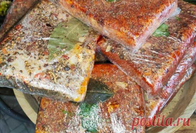 Солю вкусное сало только по рецепту моей сватьи с Кубани. Все, кто пробовал, без рецепта не уходят | Жизнь по-деревенски | Яндекс Дзен