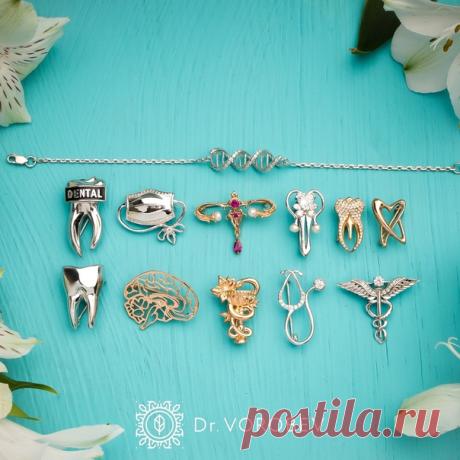 Вы в поисках подарка?🎁 Dr.Vorobev - больше, чем просто украшения, мы наполняем их смыслом. 😎 Не нашли свой талисман? Предлагаем уникальную возможность - попробовать себя в роли дизайнера. Руками наших художников, создайте украшение своей мечты.😍 ✅Выбирайте и делайте заказ Dr.Vorobev или на сайте drvorobev.ru