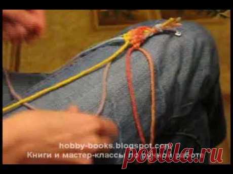 Как плести фенечки из мулине (косое плетение)