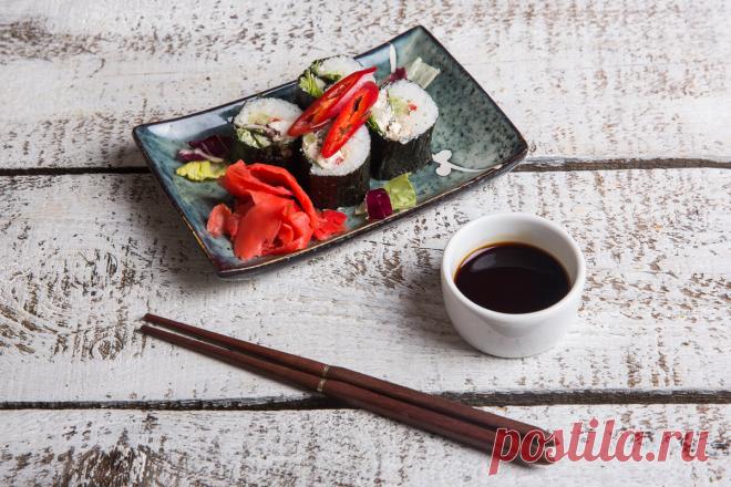 Роллы с салатом и сыром тофу
В роллы можно положить листья салата латук, романо или айсбрег. Ингредиенты Водоросли...
Читай пост далее на сайте. Жми ⏫ссылку выше