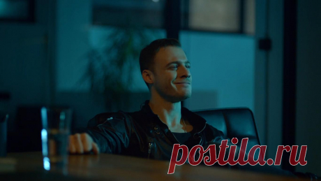 Керем Бюрсин