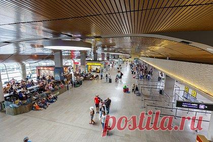 Туриста поймали в аэропорту Колумбии с полным кокаина чемоданом