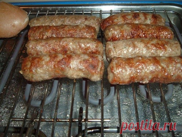 (3) Еврейская (кошерная) международная кухня.