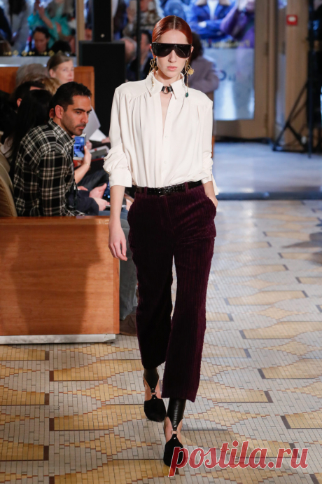 altuzarra-012-a-w-201819-ready-to-wear-parigi • Showdetails