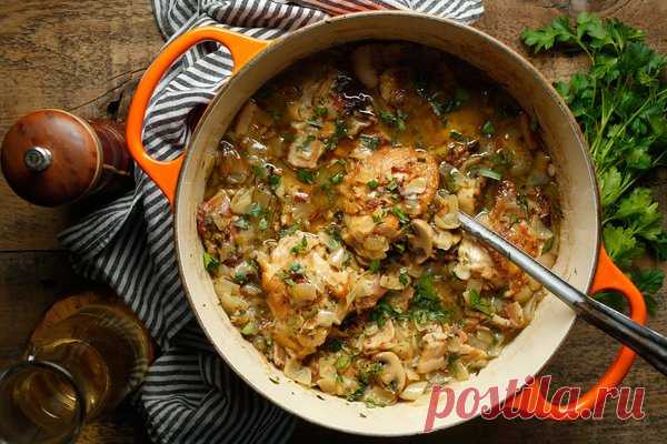Мясо становится очень нежным и вкусным: Куриные ножки в грибном соусе Рецепт, который мне рассказала моя прабабушка!