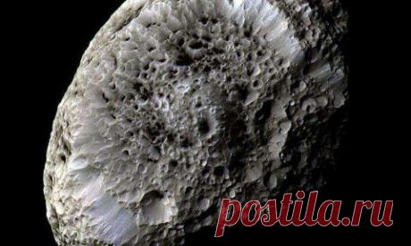 Зонд «Кассини» готовится к последней встрече с Гиперионом | Космос