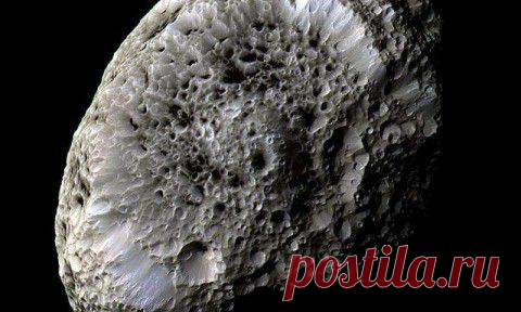 Зонд «Кассини» готовится к последней встрече с Гиперионом | Космос
