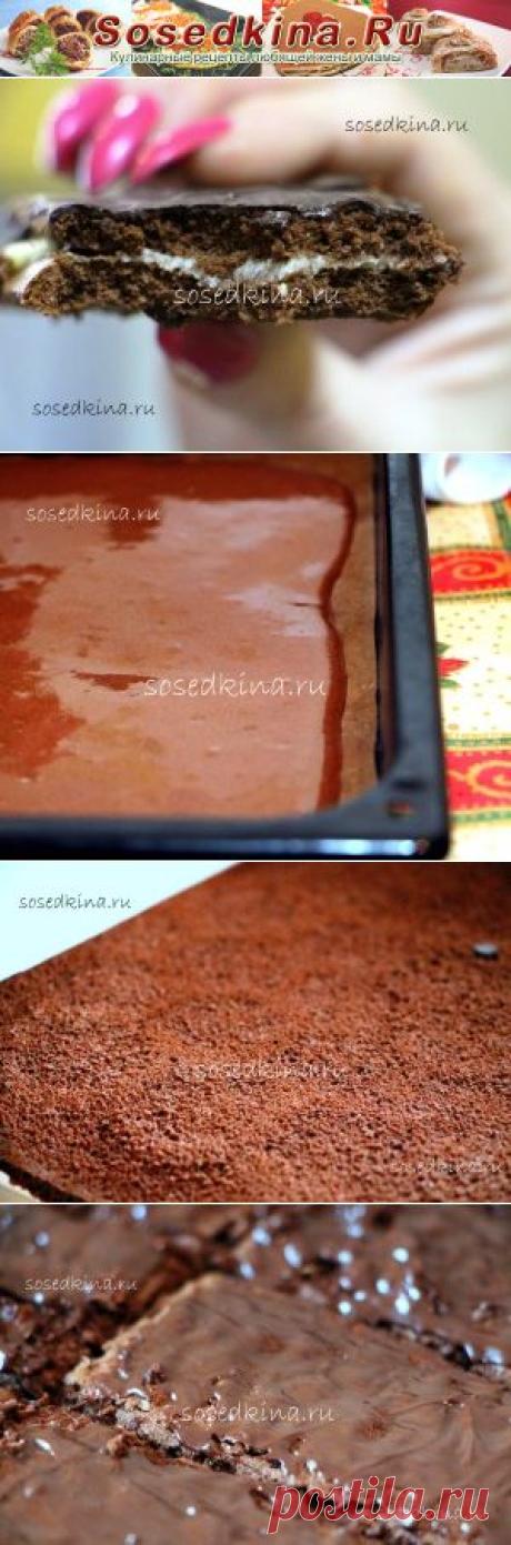 Пирожные а-ля Kinder Delice (Киндер Дэлис).
СОСТАВ:
Молоко сгущенное — 100 гр
Шоколад тёмный — 100 гр
Сыр Маскарпоне — 200 гр
Мука пшеничная — 30 гр
Яйцо куриное — 4 шт
Сахар — 100 гр
Какао — 30 гр