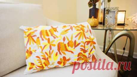 Peekaboo Fundas de almohada otomí había bordada a mano. Estos tonos de colores cálidos y ricos son perfectos para el otoño o todo el año. Ropa de color blanco.  Tamaño: Aproximado de 19,5 ancho X 14.5 altura  Material: Funda de lino blanco. Algodón bordado.  Cuidado: Lavado a mano interior hacia fuera delicadamente