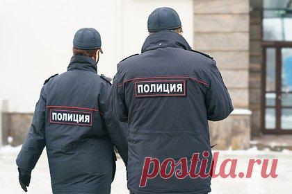 Иностранца осудят за совершенную девять лет расправу над россиянкой. В Краснодаре суд рассмотрит дело 32-летнего гражданина Узбекистана, обвиняемого в расправе над 28-летней местной жительницей, совершенной девять лет назад. 12 декабря 2014 года иностранец ехал в автомобиле вместе с потерпевшей на дачу в садовое товарищество «Горизонт». В машине они поссорились.