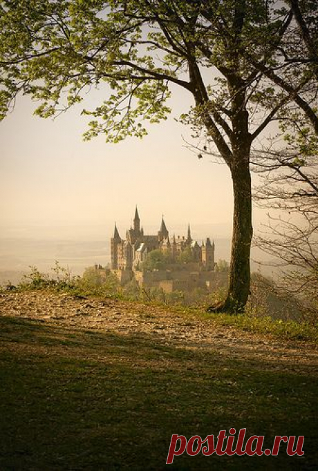 (1) The Wanderer приколол(а) это к доске Castles, CHATEAUS and RUINS | P…
