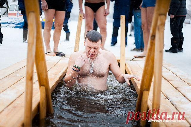 Как подготовить организм к купанию на Крещение? ​АиФ.ru отвечает на популярные вопросы читателей.