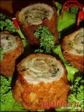 САЛАТЫ | Лучшие рецепты | ВКонтакте

Закуска "Пенечки"

Ингредиенты:
- 250 г свинины
- 50 г грибов (шампиньоны)
- 3 яйца
- 1/2 лука
- 30 г муки
- сухари панировочные
- масло растительное
- зелень
- соль
- перец черный (молотый)