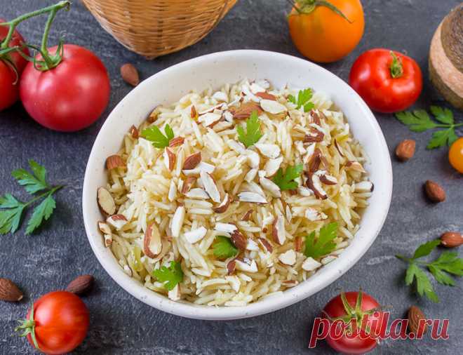 Рисовый пилав с миндалем на Вкусном Блоге В последнее время я часто готовлю гарниры на основе риса. И на волне моего рисового увлечения никак не смогла пройти мимо этого рецепта. Рис превзошел все мои ожидания – рассыпчатый, с насыщенным вкусом и отличной текстурой. Главное  – не переварить рис, иначе он размякнет и собьется в кашу. Если говорить…