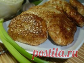 Котлеты из птичьей грудки с капустой