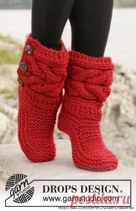 Носки-сапожки "Красная шапочка" спицами