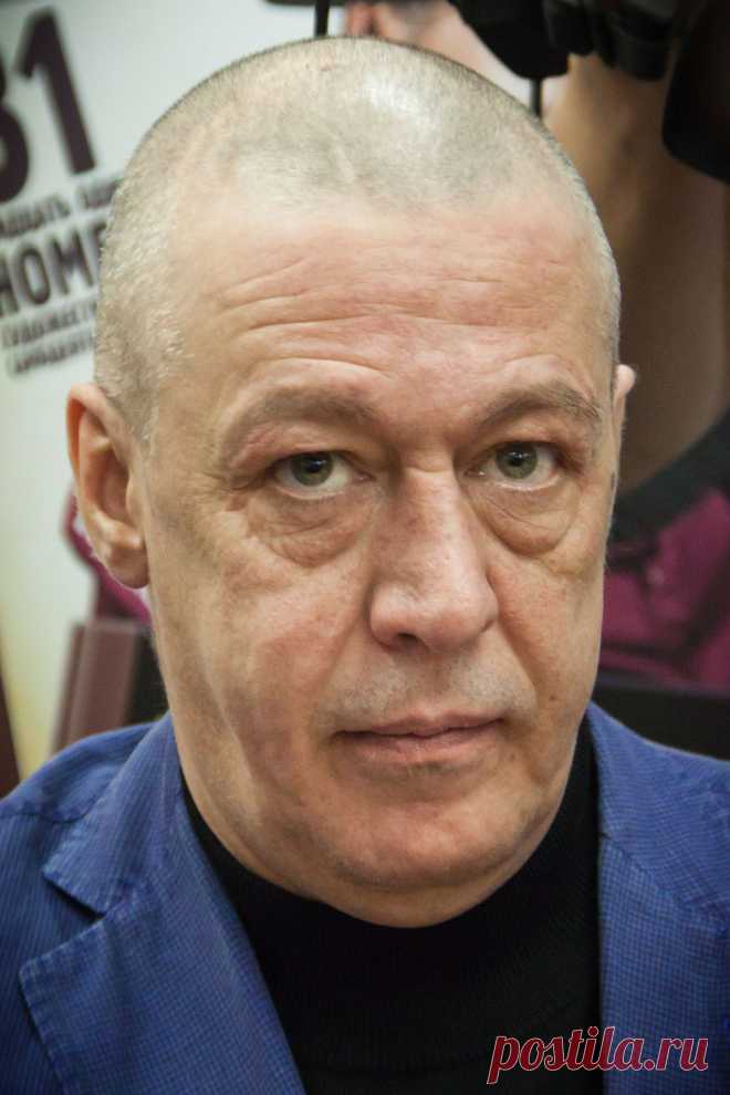 Ефремов, Михаил Олегович — Википедия