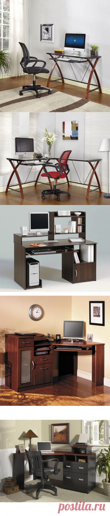 Компьютерный уголок в интерьере дома.