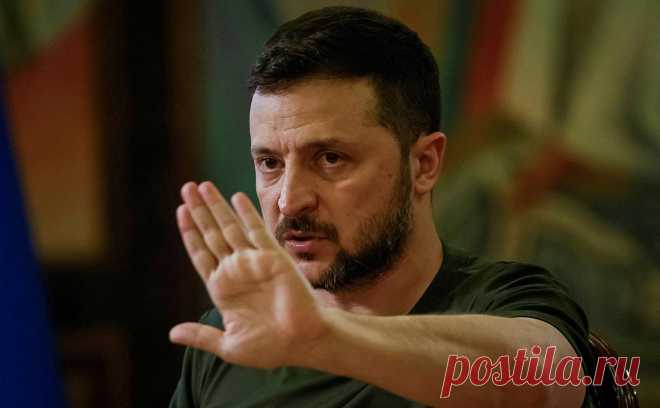 Зеленский заявил о передаче обещанных Украине ракет на Ближний Восток. Зеленский посетовал, что администрация Трампа отказалась передать Киеву 20 тыс. ракет, об отправке которых тот условился с США при Байдене. Вместо этого, по словам президента, они были отправлены на Ближний Восток