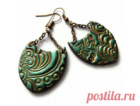 Polymer clay earring and necklace set in teal by MoonsafariBeads | fimo clay beads how to make different shapes