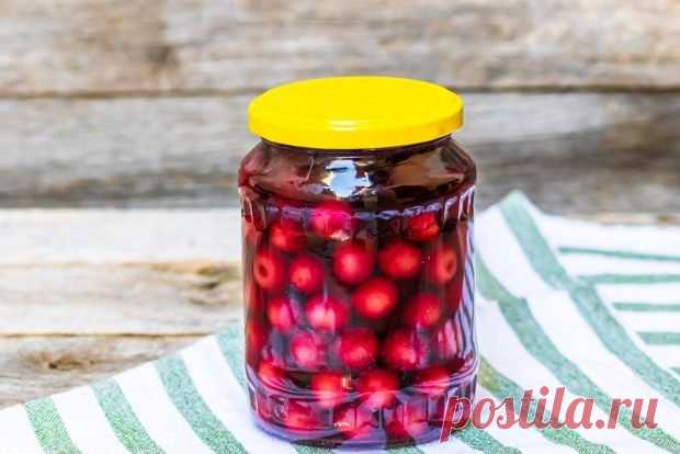 Вишневый компот со специями на зиму — Домашняя кулинария