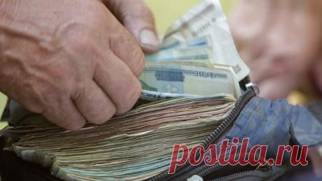 БЕЛАРУСЬ: 3818 человек добровольно заплатят налог на тунеядство